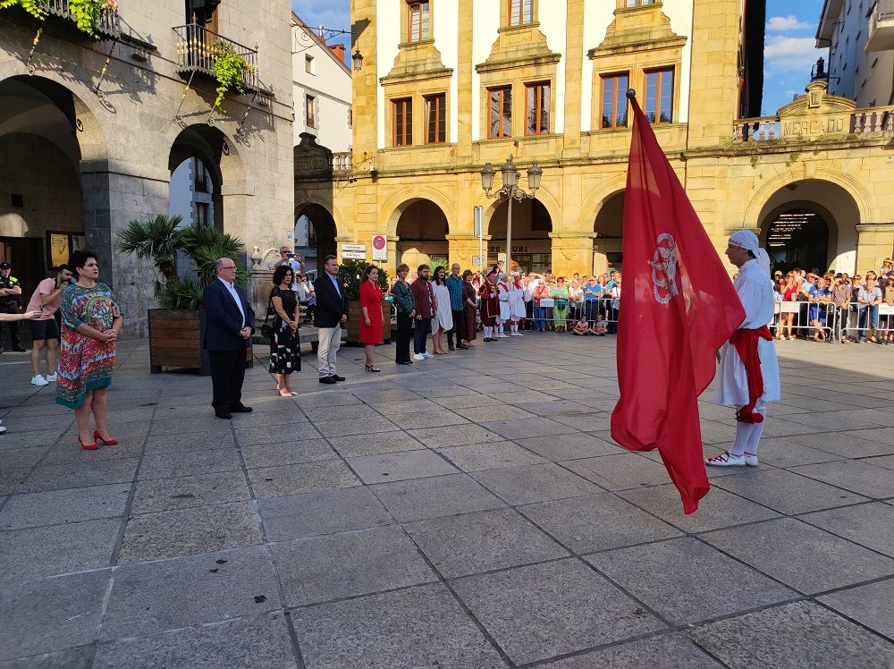 bandera ekitaldia 297